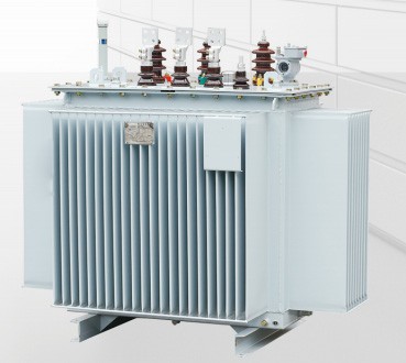 Non-excited pressure regulating oil immersed power transformer